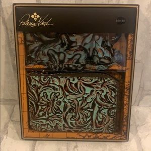 Patricia Nash Wristlet/Scarf Gift Set